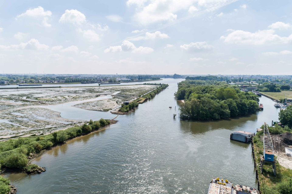 ABB   Parkoever 0130 min lr